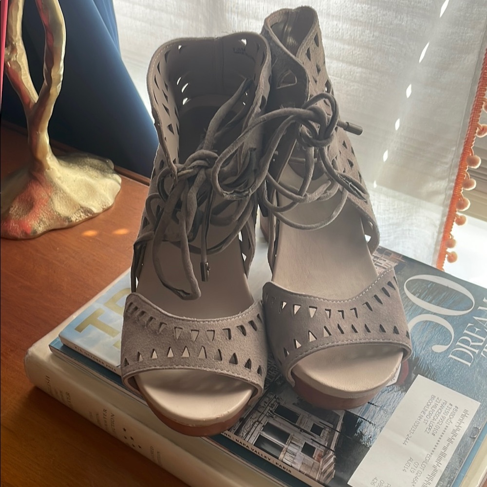 Stylish Gray Lace-Up Women's Sandals